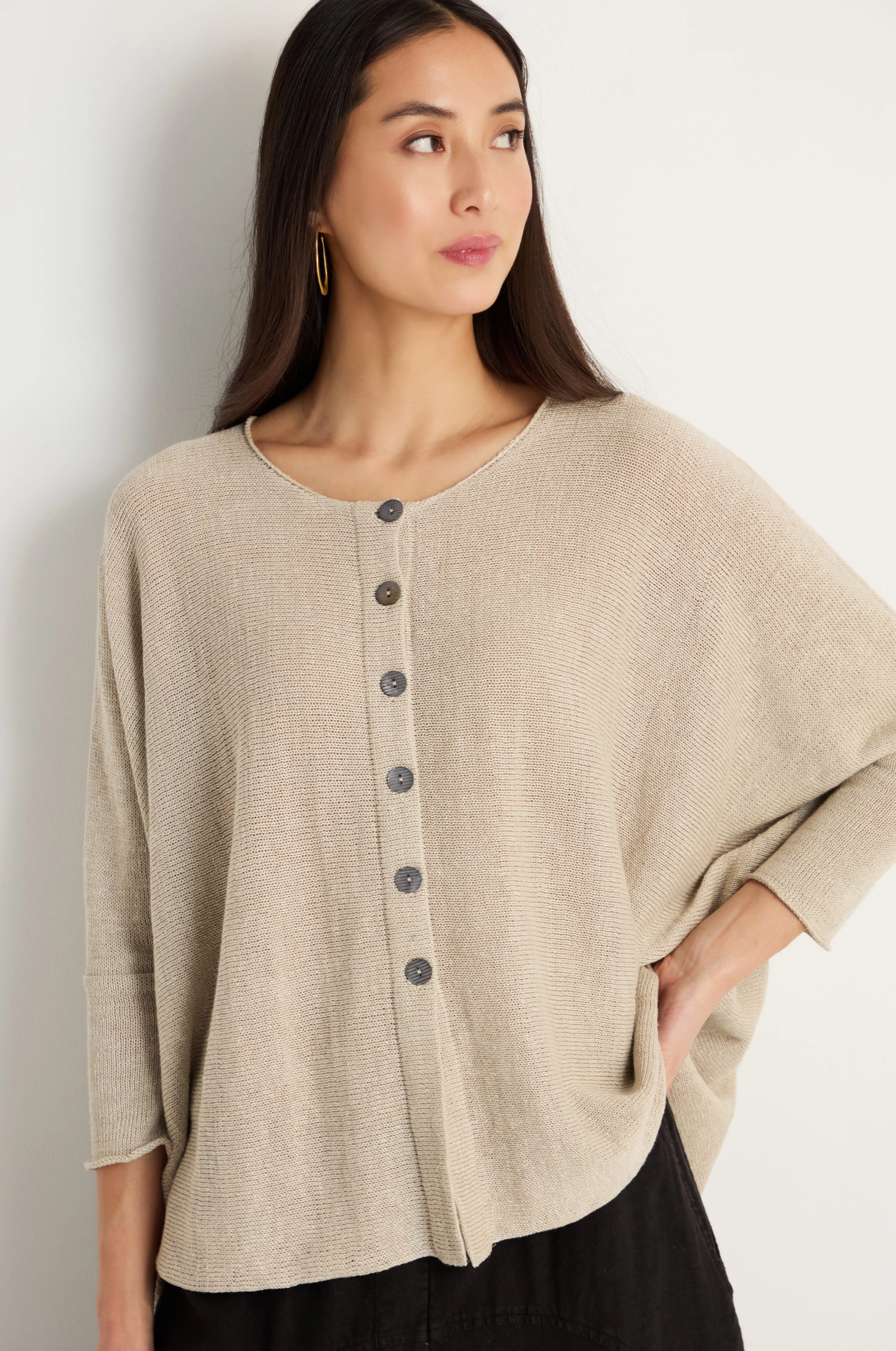 Boxy Linen Button Cardigan - Image 4