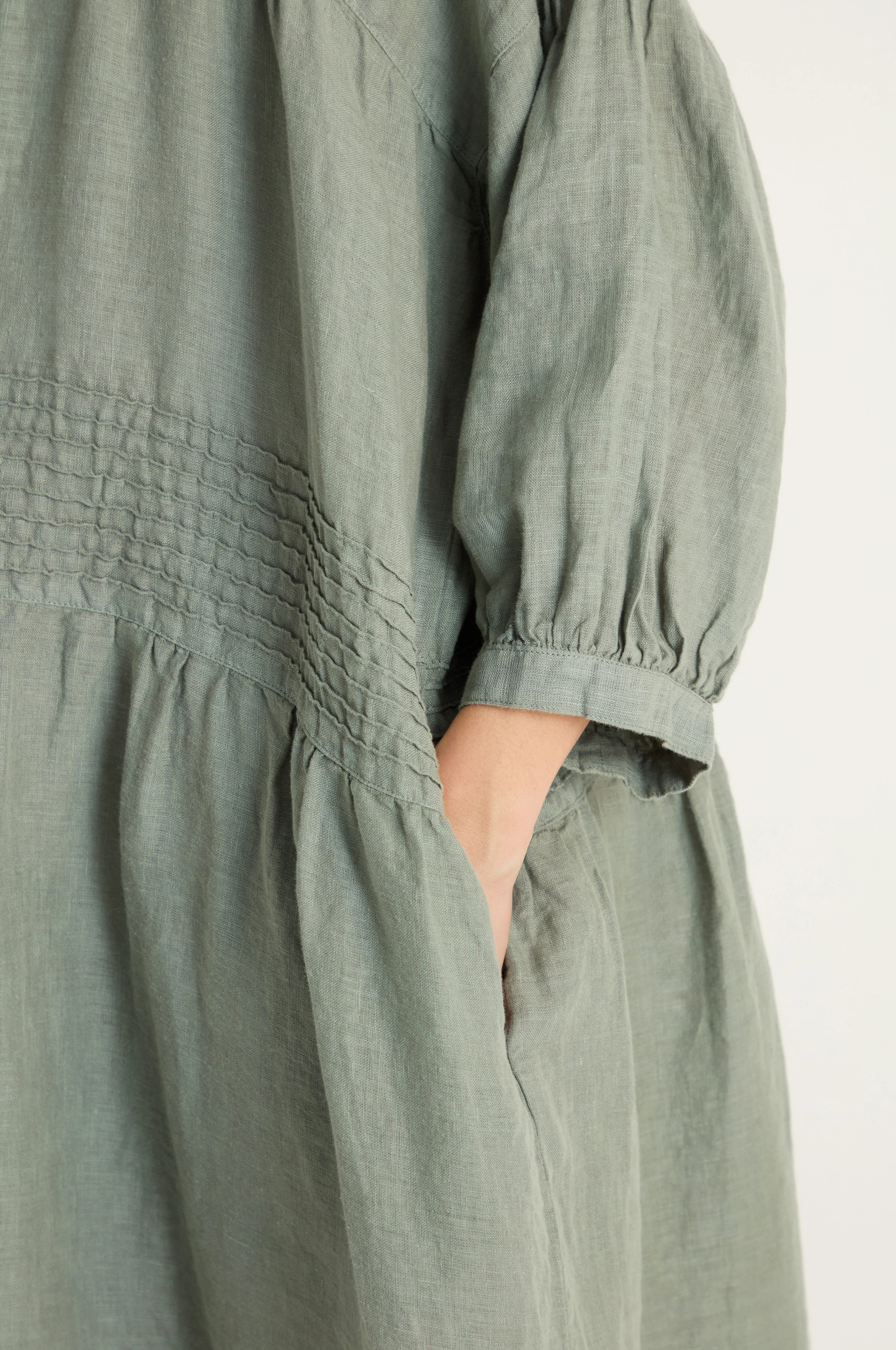 Easy Fit V-Neck Sage Linen Dress - Image 5