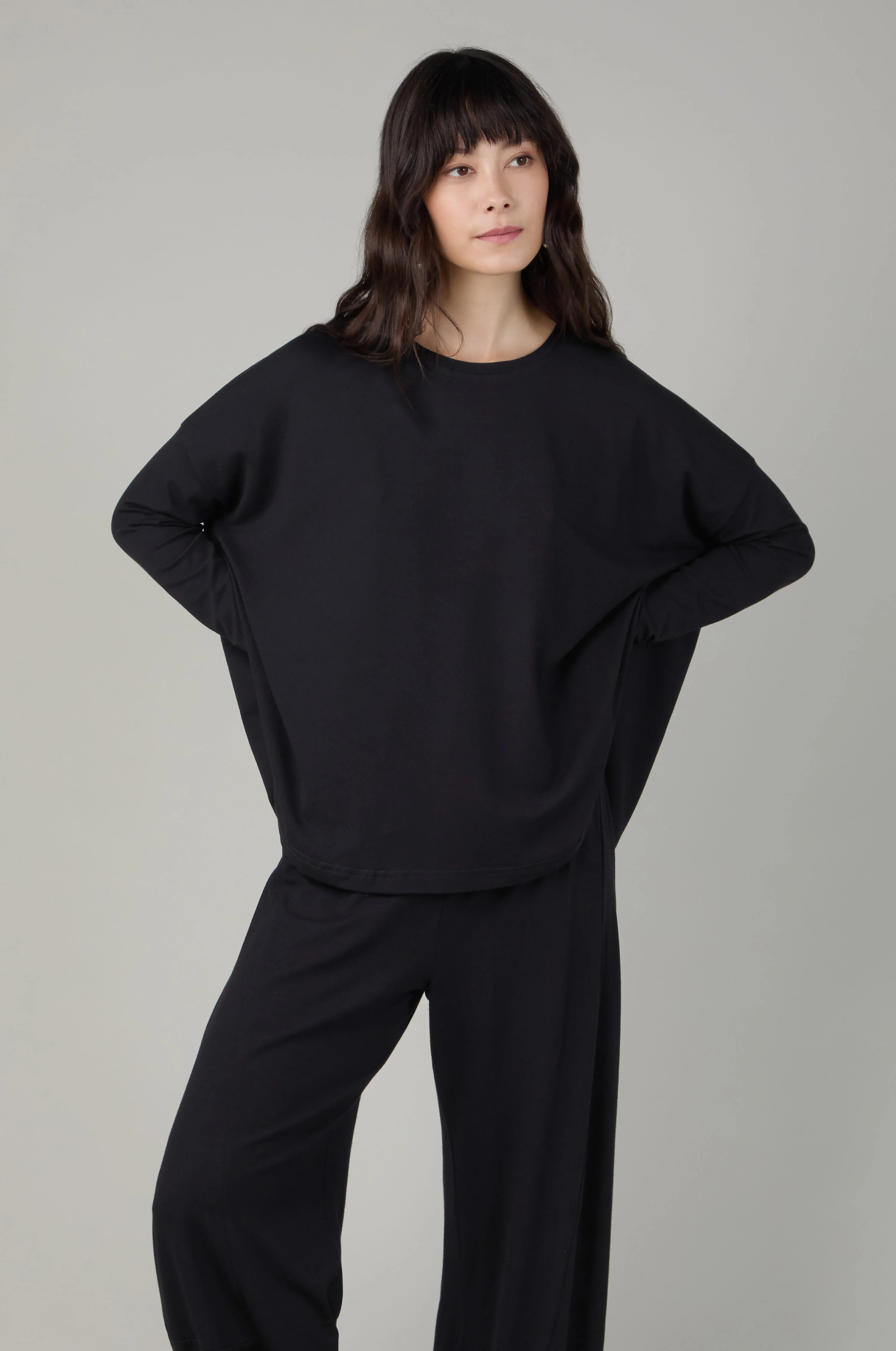 Fluid Crepe Black Boxy Top - Image 4