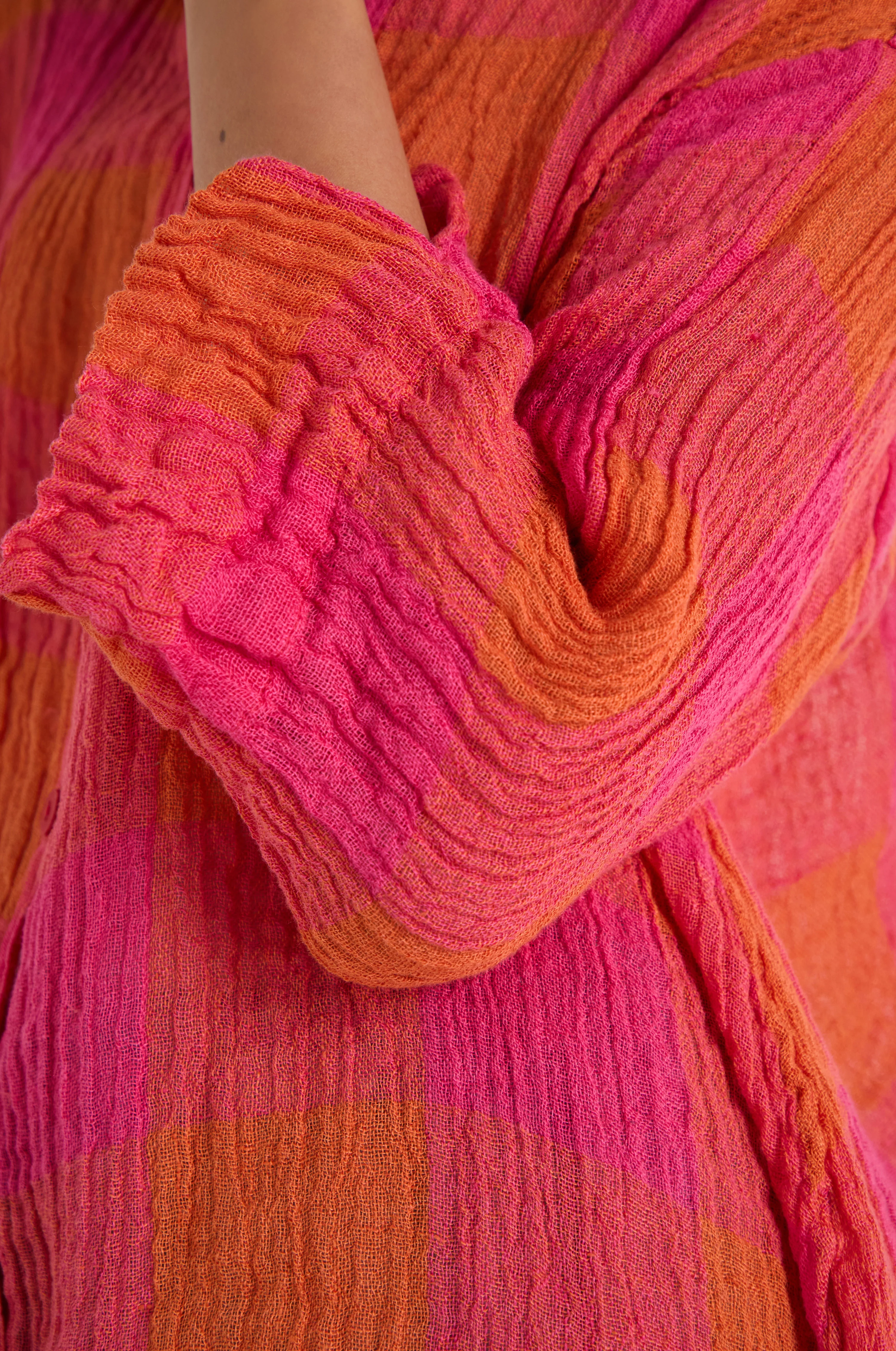 Large Check Linen Swing Shirt - Image 5