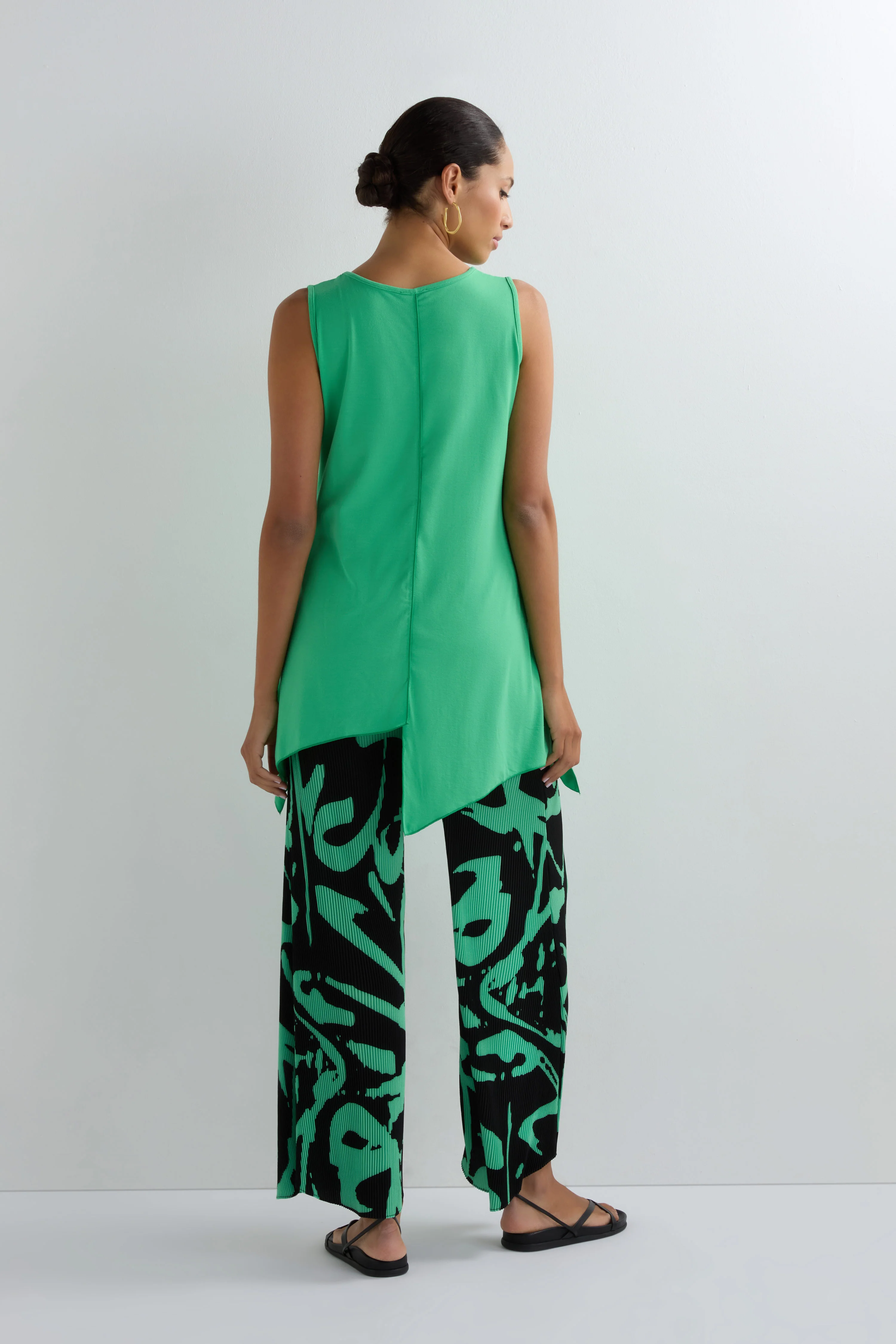 Long Seamed Front Vest - Image 10