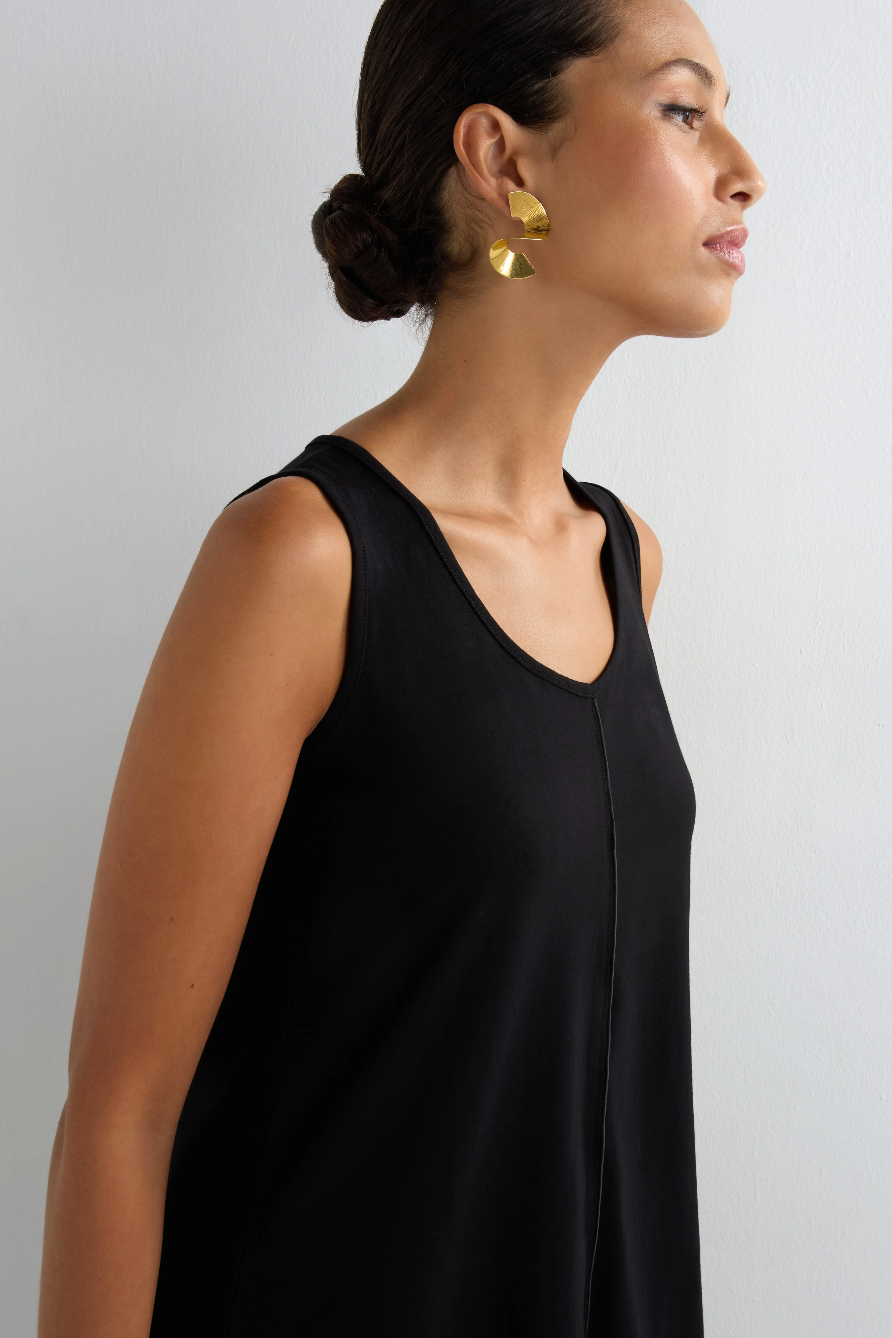 Long Seamed Front Vest - Image 4