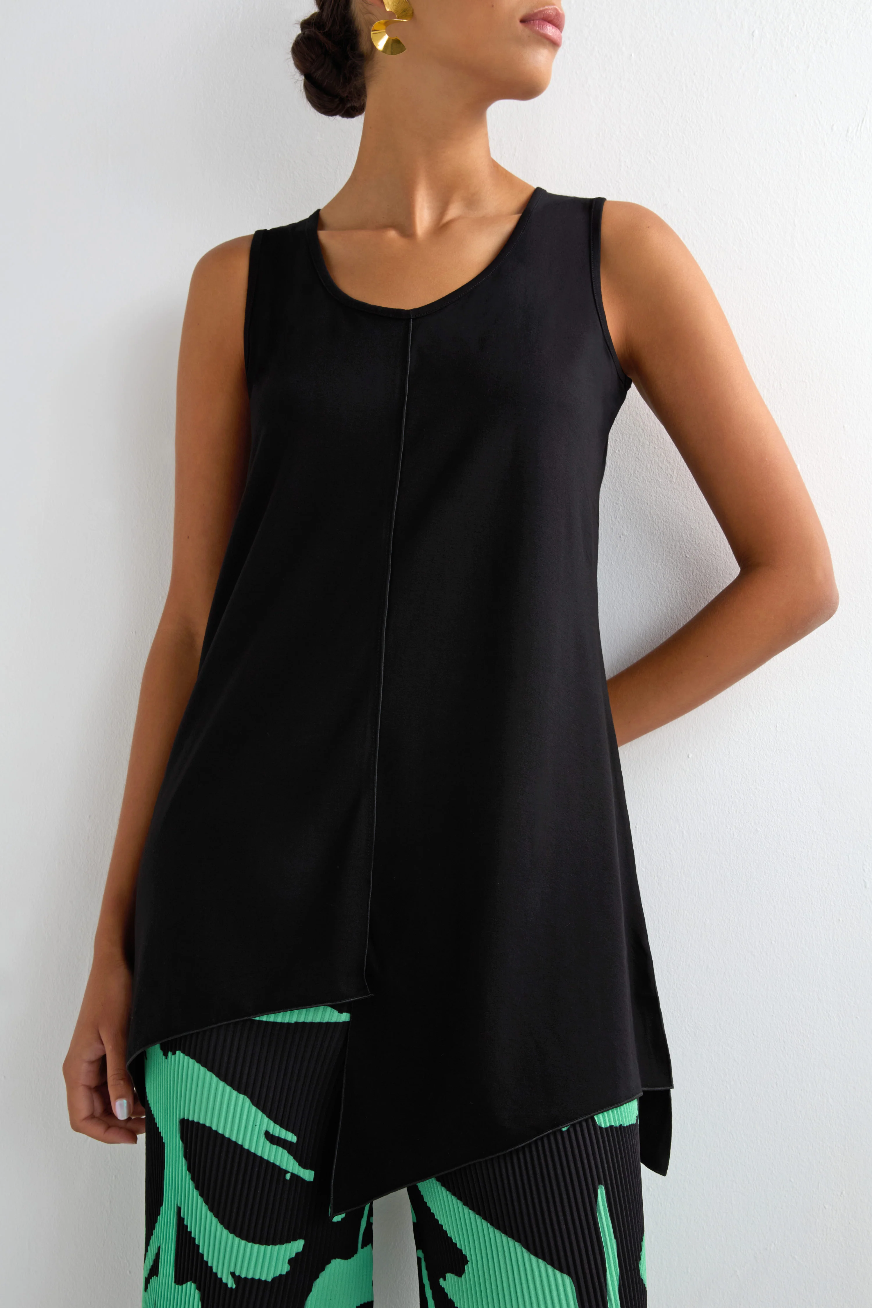 Long Seamed Front Vest - Image 5