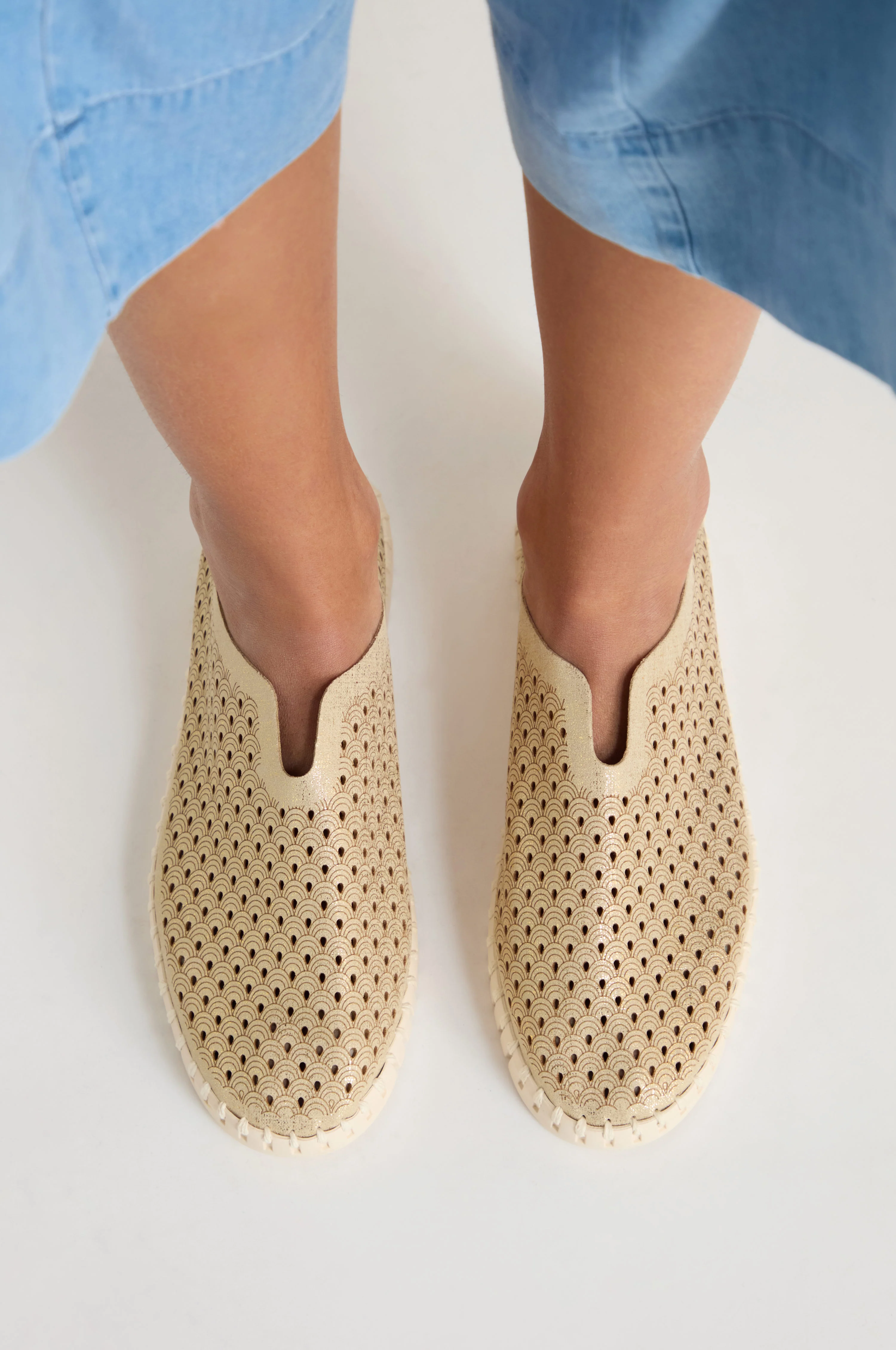 Tulip Glitter Slip on Shoes - Image 4