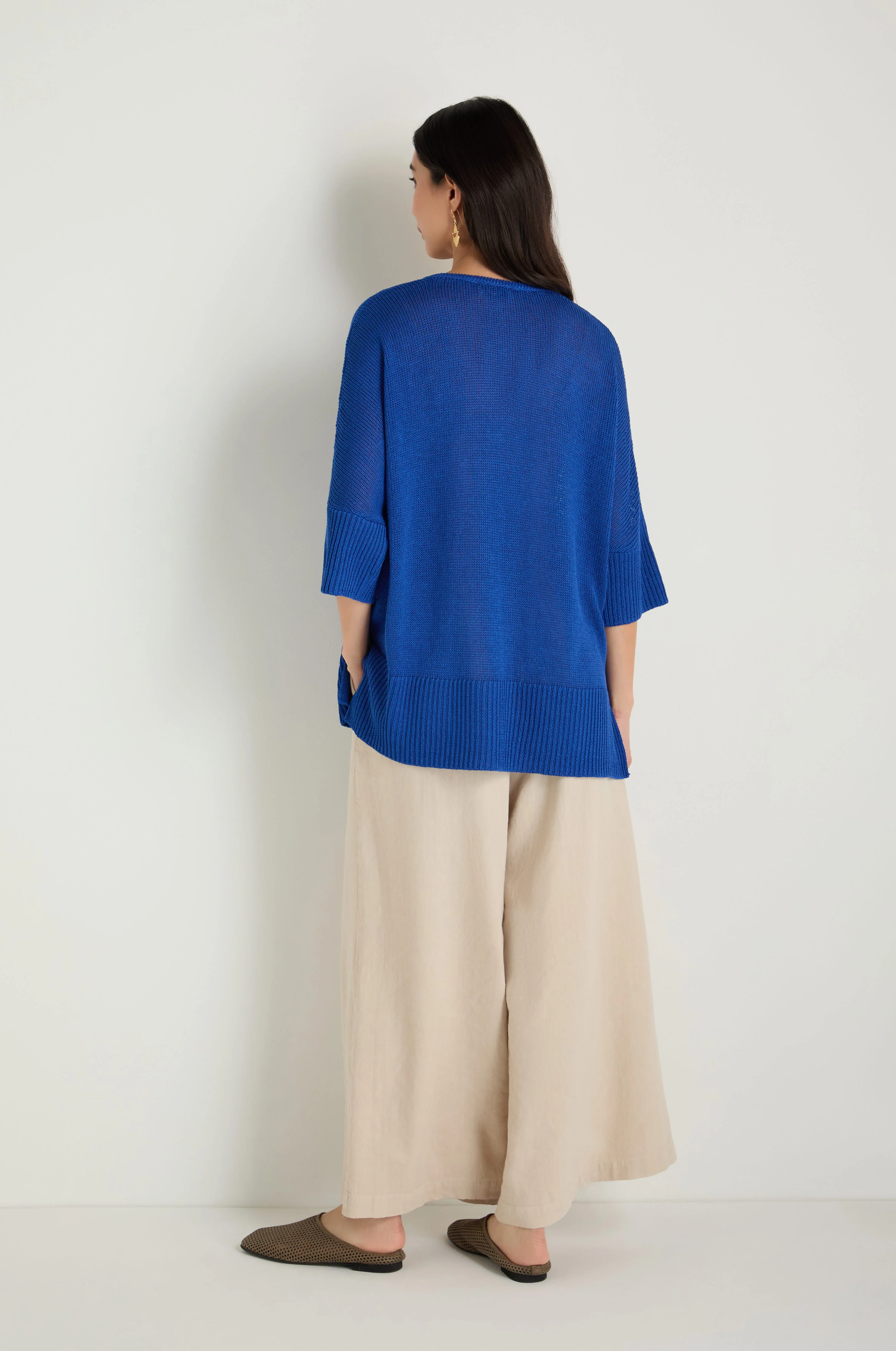 V Neck Relaxed Knit Cobalt Top - Image 4