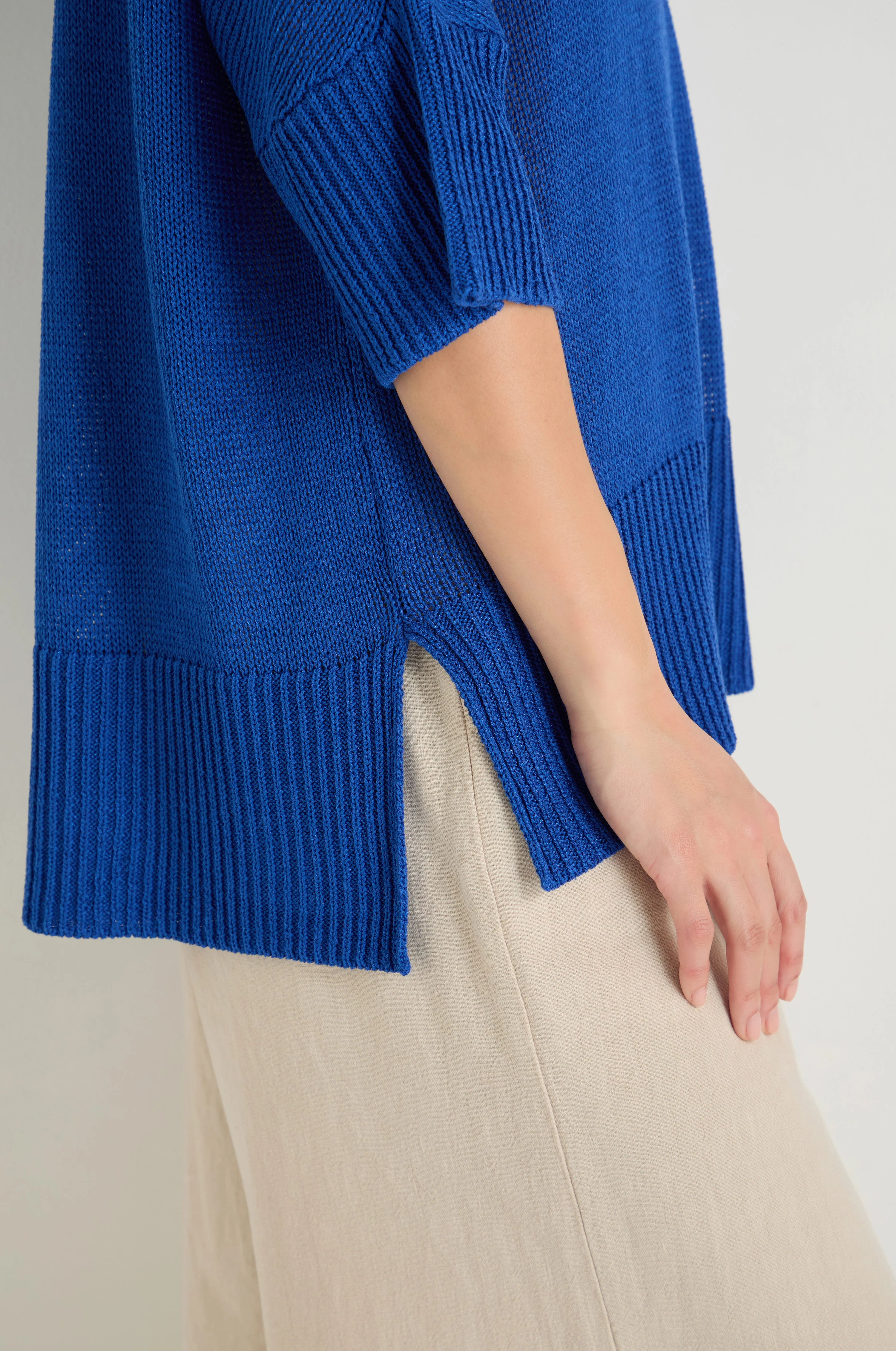 V Neck Relaxed Knit Cobalt Top - Image 6